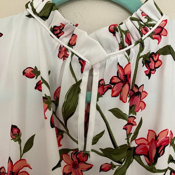 Ann Taylor Petite High-Collar Neck Sleeveless Blouse Pink Floral Print Sz XLP - Picture 4 of 4